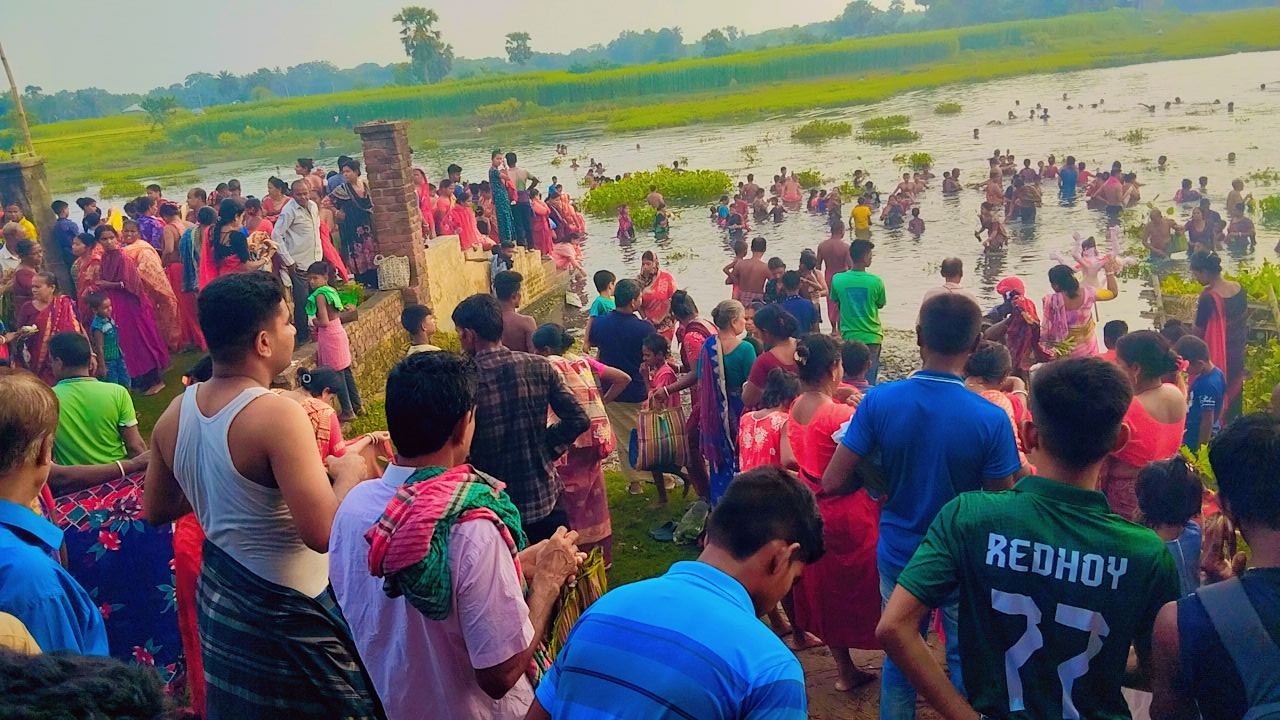 শালিখায় গঙ্গাদেবীর পূজা ও গঙ্গা স্নানের মেলা অনুষ্ঠিত