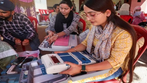 ভারত শাসিত জম্মু-কাশ্মিরে আজ ভোট, চমক দেখাবে জামায়াত