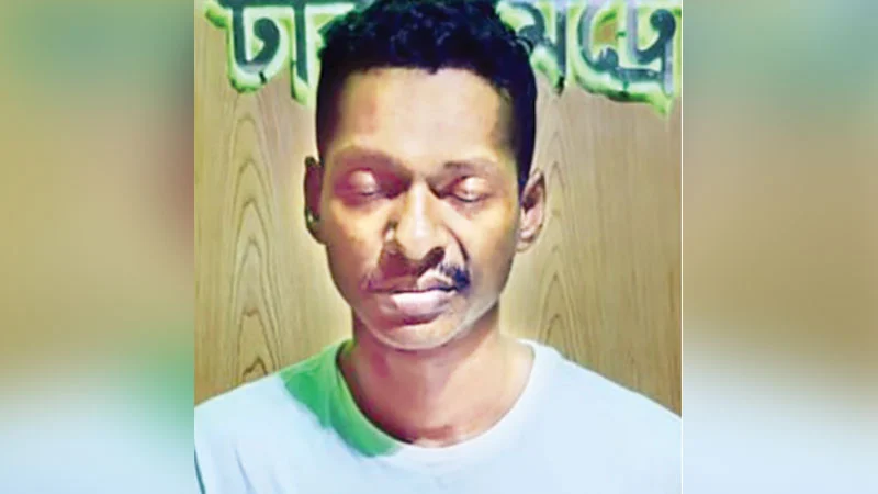 গুলি ছোড়েন ইয়াবা কারবারি স্বেচ্ছাসেবক লীগ নেতা