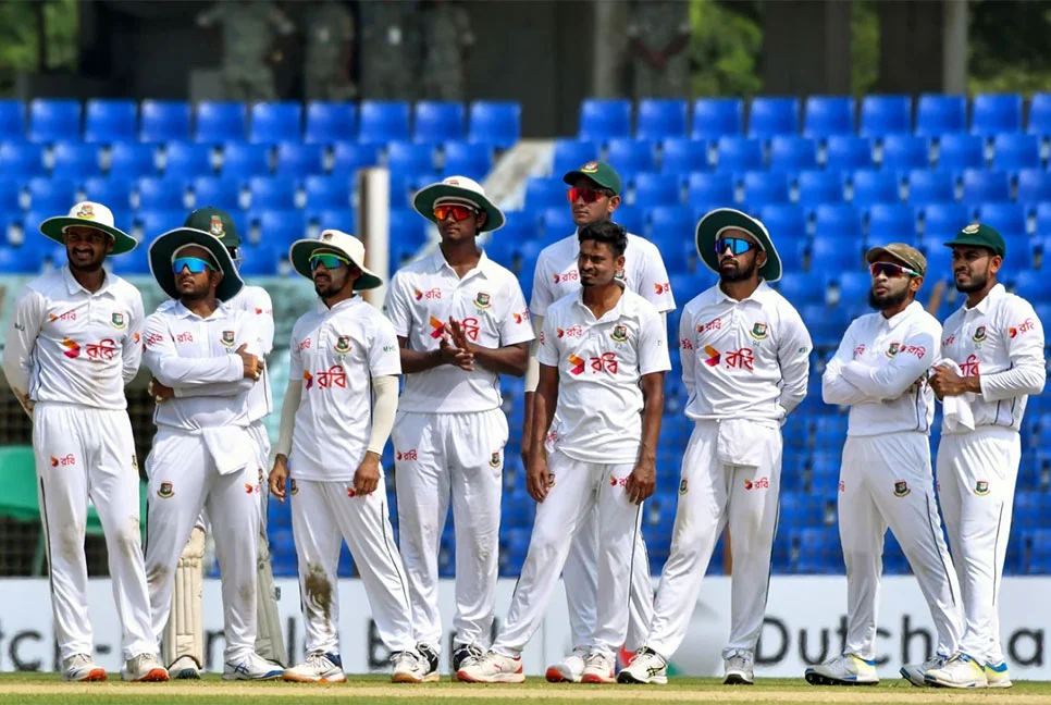 একদিনে দু’বার অলআউট হয়ে ধবলধোলাই টাইগাররা