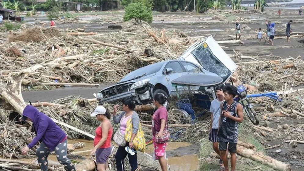 ফিলিপাইনে ঝড়ের পর বন্যায় নিহত বেড়ে ৭৬