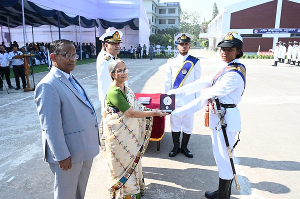 প্রশিক্ষিত ক্যাডেটরা হন গভীর সমুদ্রের অকুতোভয় কান্ডারী : মৎস্য ও প্রাণিসম্পদ উপদেষ্টা