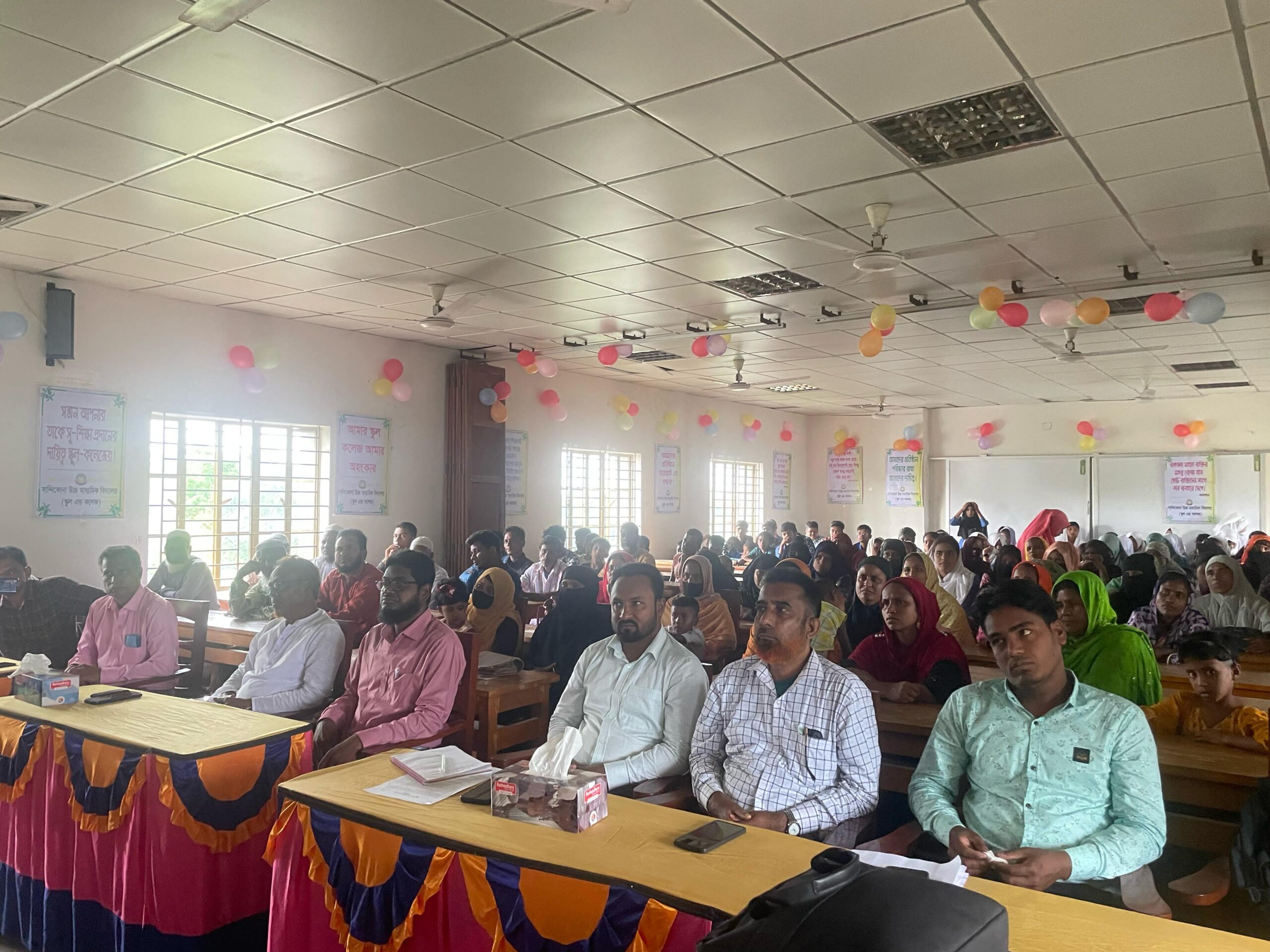 কেন্দুয়ায় সান্দিকোনা উচ্চ মাধ্যমিক বিদ্যালয়ে আশা কর্তৃক আয়োজিত অভিভাবক মতবিনিময় সভা অনুষ্ঠিত