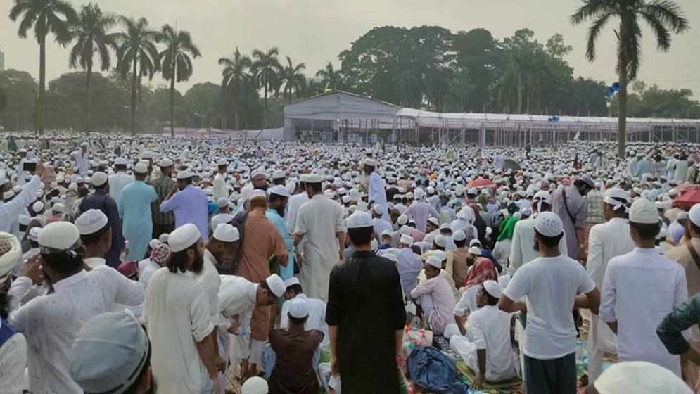 হেফাজতের মহাসমাবেশ, ভোর থেকেই সোহরাওয়ার্দীতে নেতাকর্মীদের ঢল