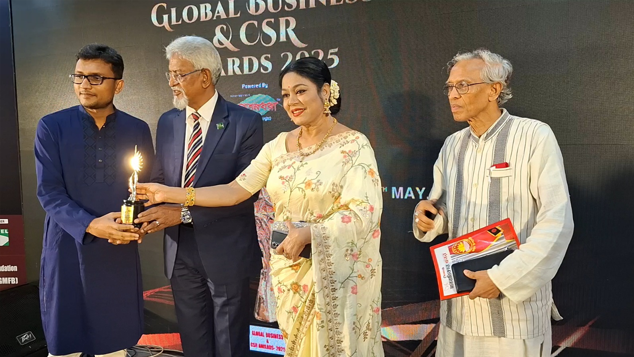গ্লোবাল বিজনেস অ্যান্ড সিএসআর অ্যাওয়ার্ডস পেলেন কাজী ইফতেখার রহমান