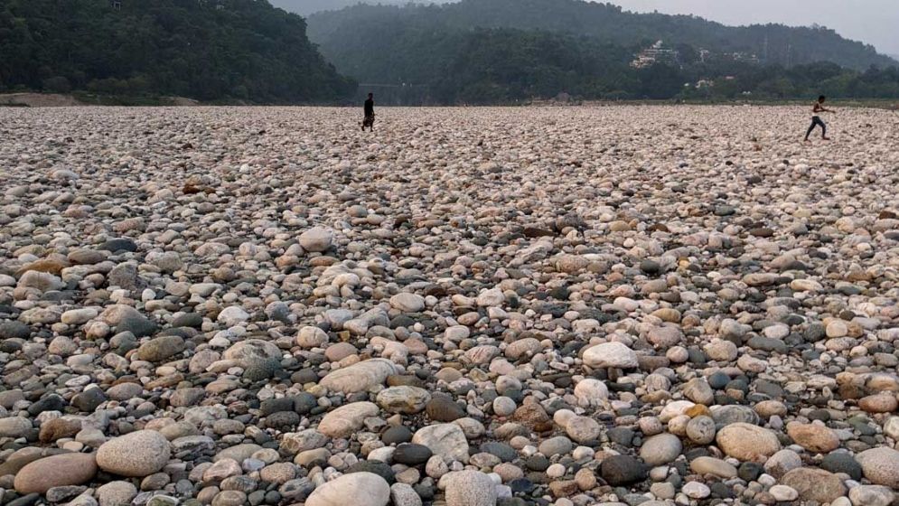 সিলেটে খনিজসম্পদ লুট, নিশ্চুপ প্রশাসন