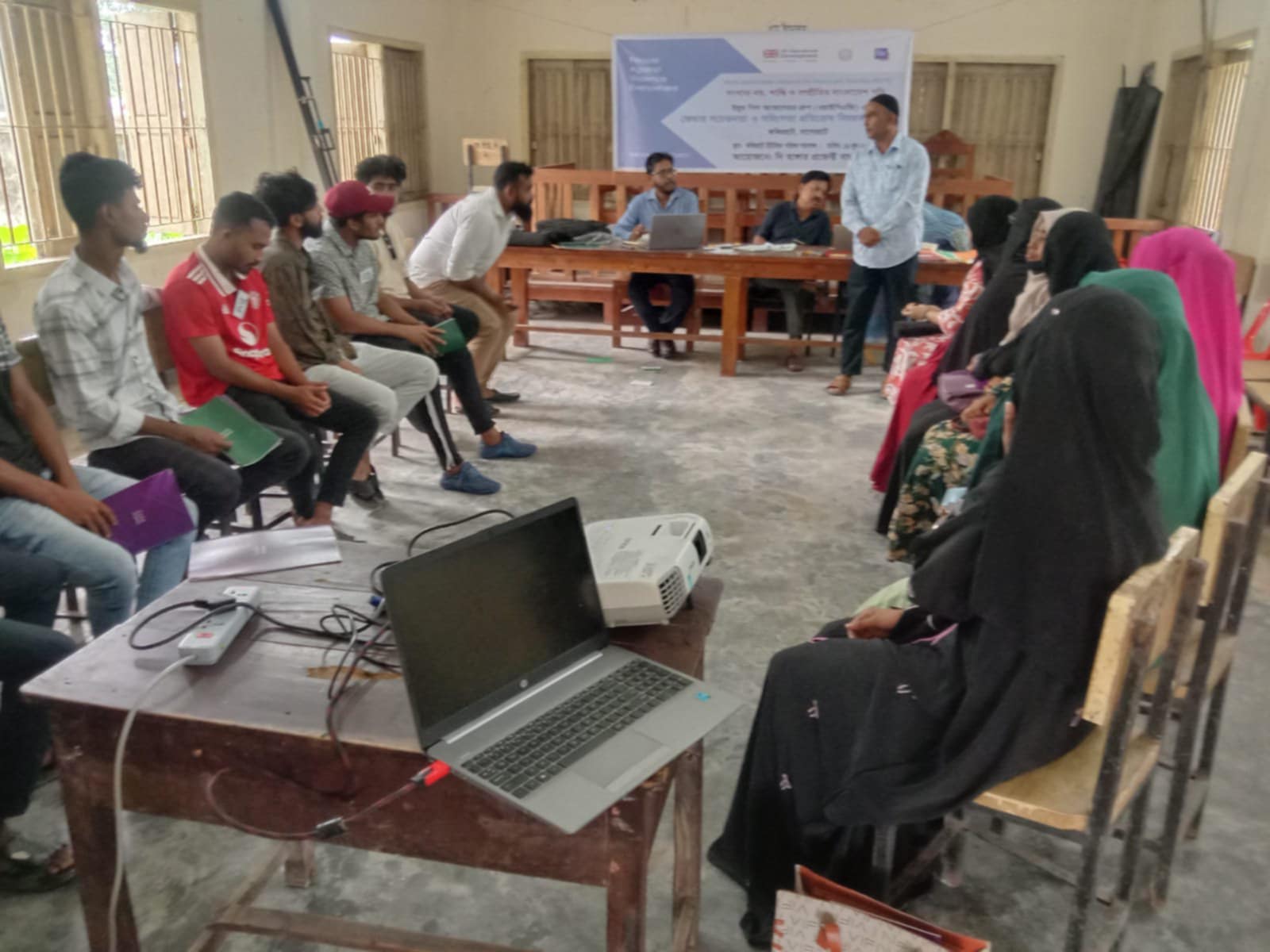 ফকিরহাটে  জেন্ডার সচেতনতা ও সহিংসতা প্রতিরোধ বিষয়ক প্রশিক্ষণ সম্পন্ন