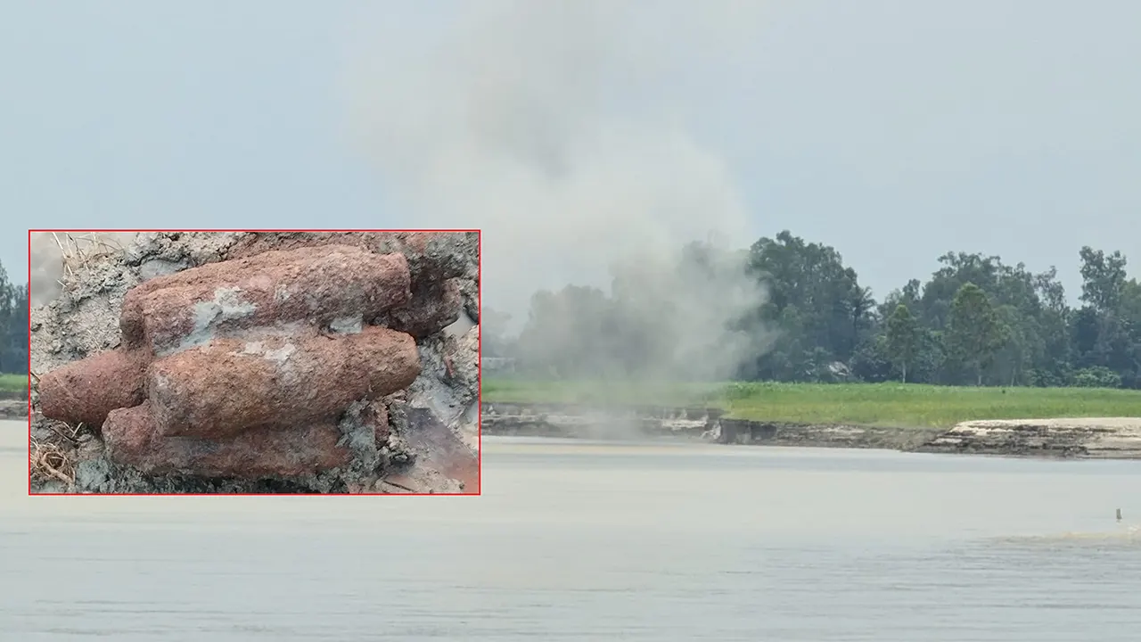 টাঙ্গাইলে উদ্ধারকৃত ১১ মর্টার শেল যমুনা নদীতে বিস্ফোরণ