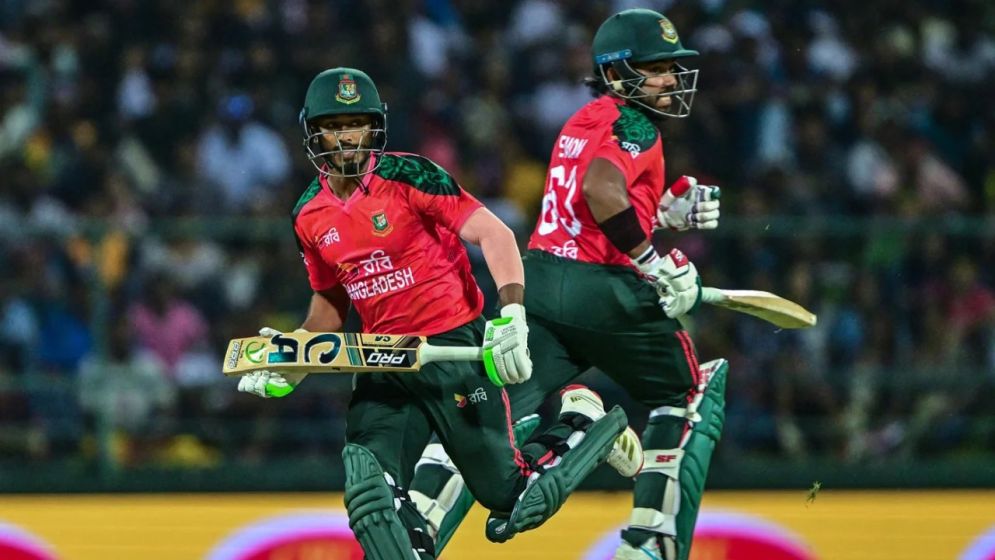 টস হেরে ব্যাটিংয়ে বাংলাদেশ
