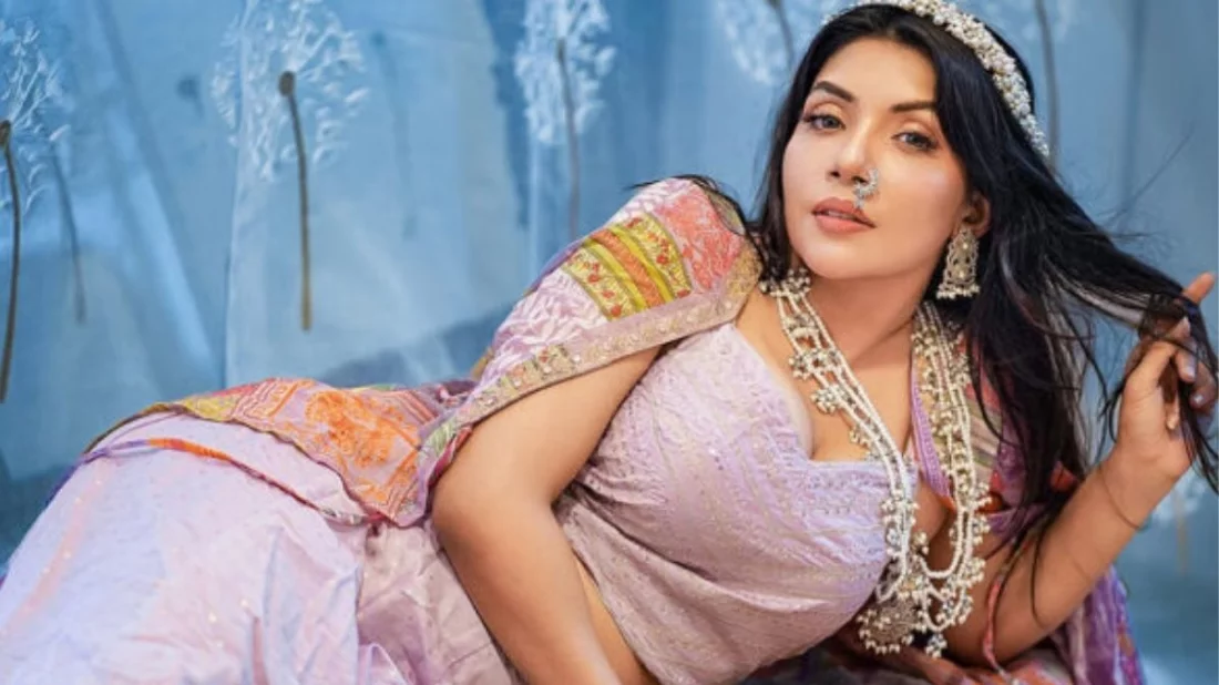 টালিউডে অভিষেক হচ্ছে নওশাবার