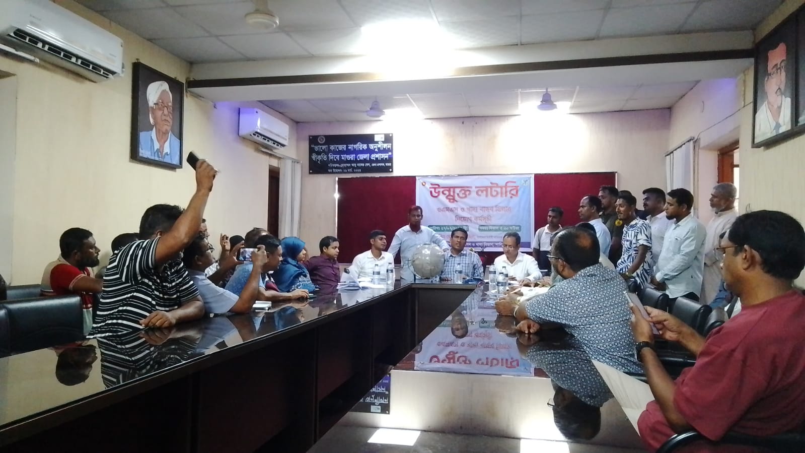 শালিখায় লটারির মাধ্যমে ওএমএস-খাদ্য বান্ধব ডিলার নিয়োগ সম্পন্ন