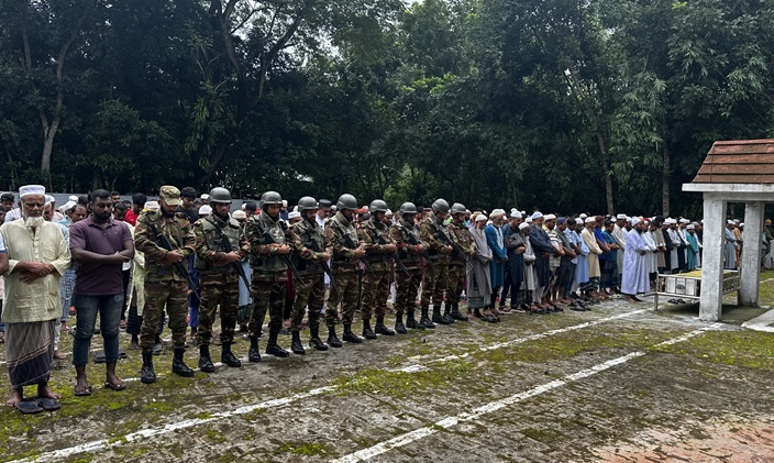 চিরনিদ্রায় শায়িত রাইসা মনি, এলাকাজুড়ে শোকের ছায়া