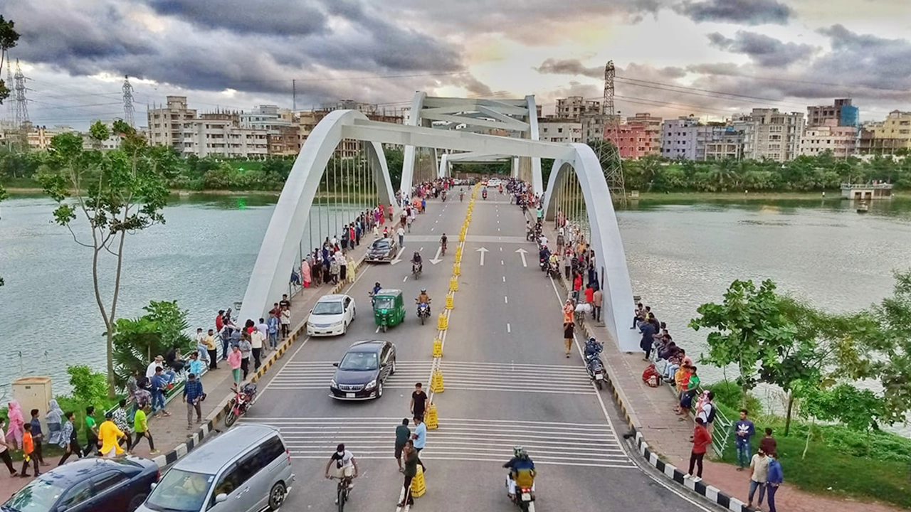 হাতিরঝিলে রাত ১১টা পর্যন্ত যান চলাচল বন্ধ