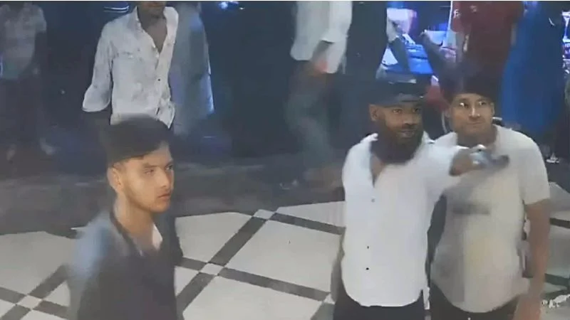 পুলিশ, প্রত্যক্ষদর্শীর বর্ণনায় সাংবাদিককে হত্যার বিষয়ে যা জানা গেল