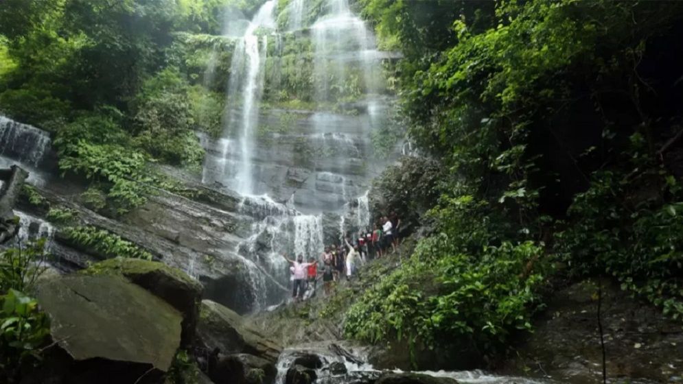 বর্ষায় ভ্রমণে মাথায় রাখুন এসব বিষয়