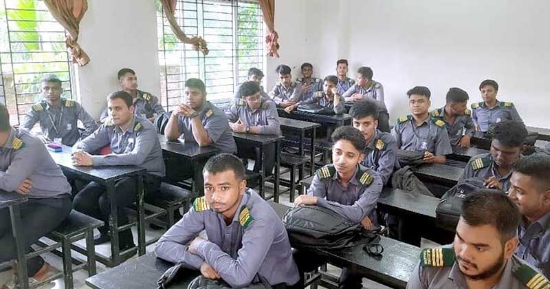 শোকাতুর পরিবেশে খুললো মাইলস্টোন স্কুল অ্যান্ড কলেজ