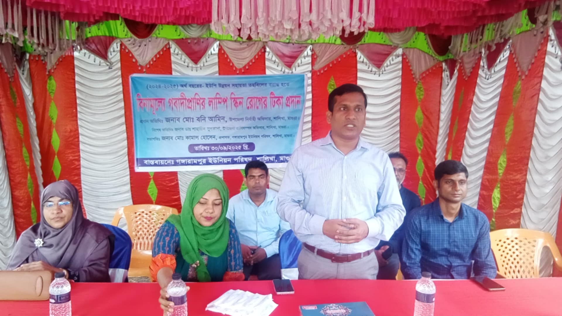 শালিখায় বিনামূল্যে গরুর লাম্পি স্কিন ডিজিজ টিকা প্রদান