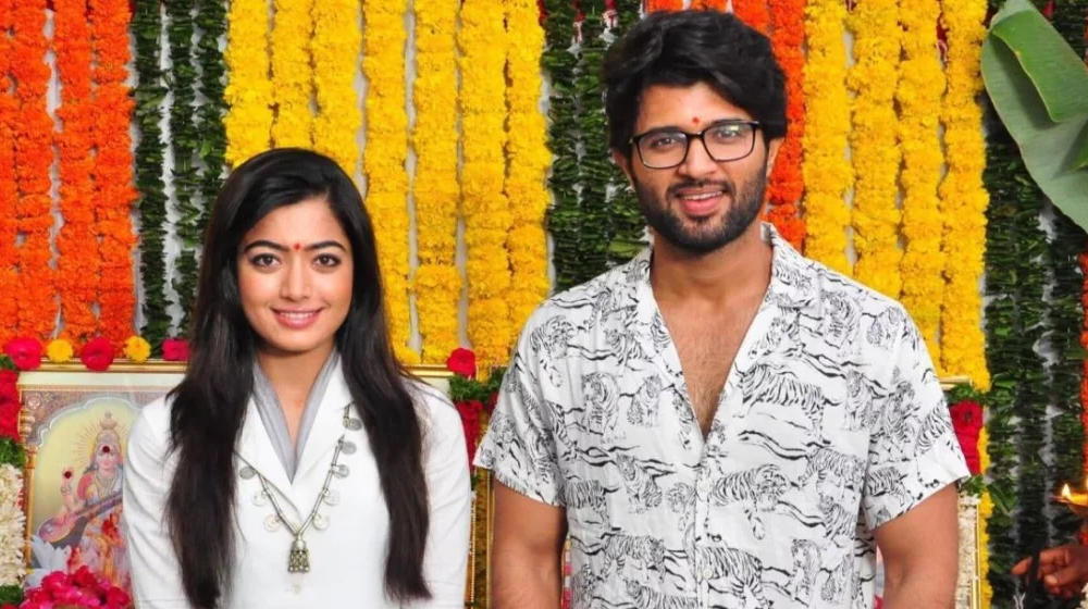 গোপনে বাগদান সেরেছেন রাশমিকা-বিজয়
