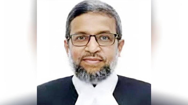 খালেদা জিয়াকে সাজা দেওয়া বিচারপতি ড. আখতারুজ্জামানের পদত্যাগ