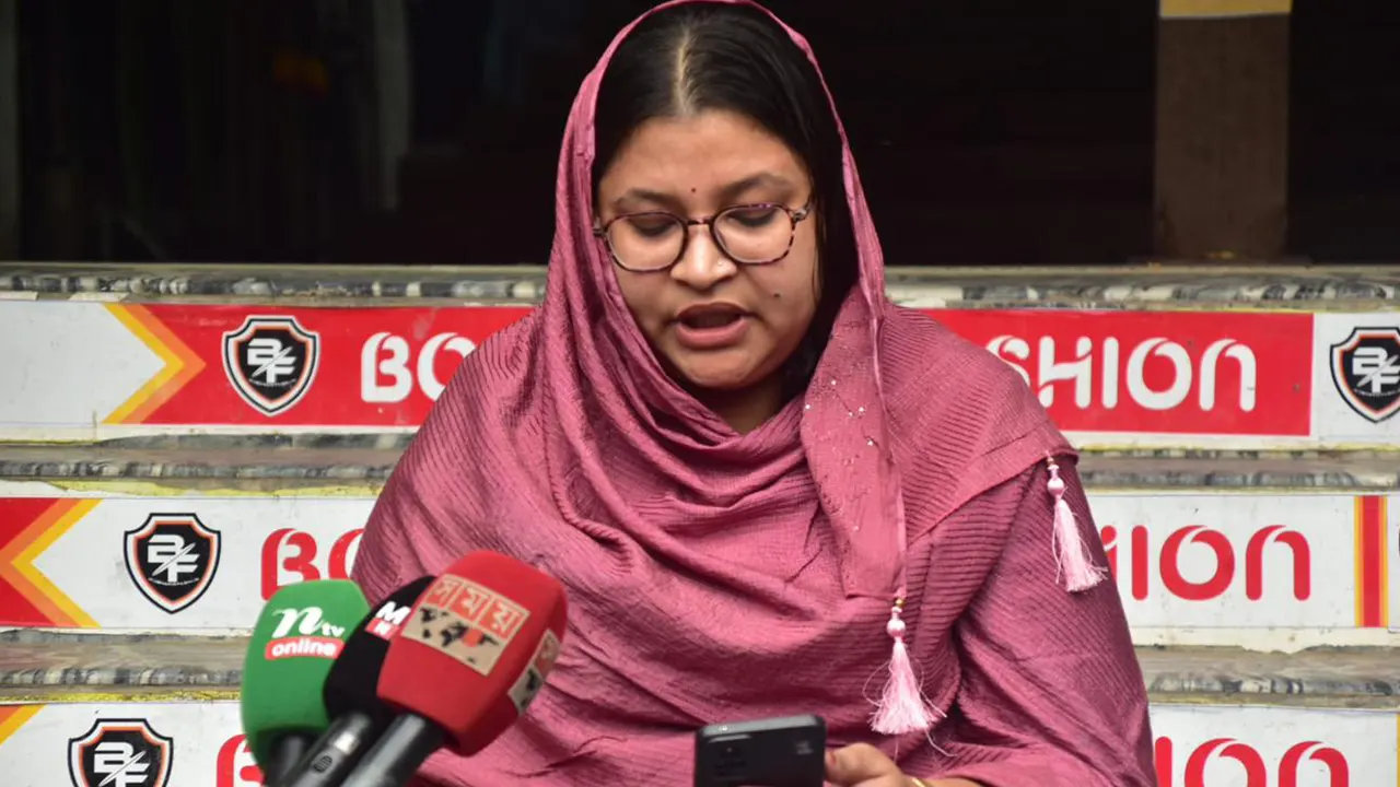 এবার এনসিপি নেত্রীর পদত্যাগ