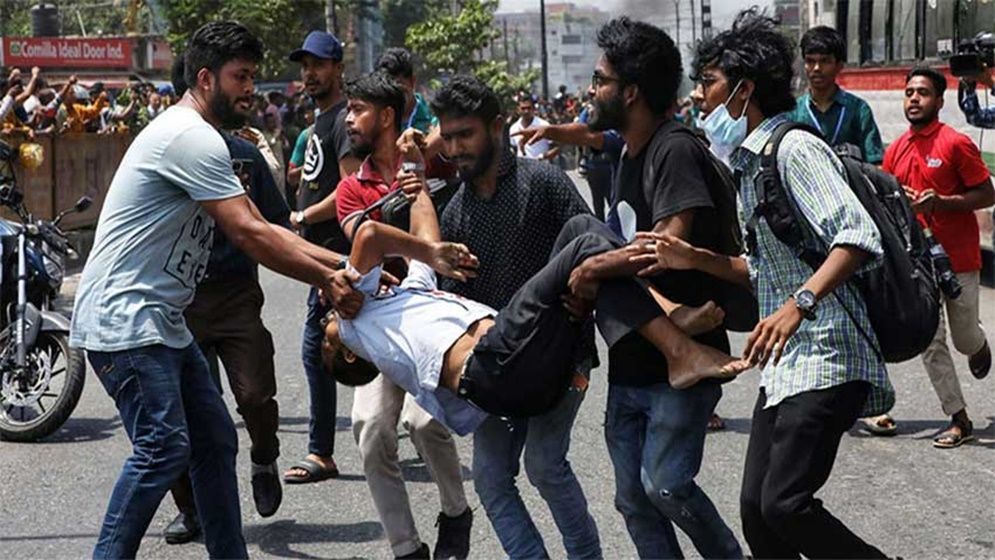 ‘সরকারি বেতন-রেশন খাস না, গুলি করবি না কেন?’