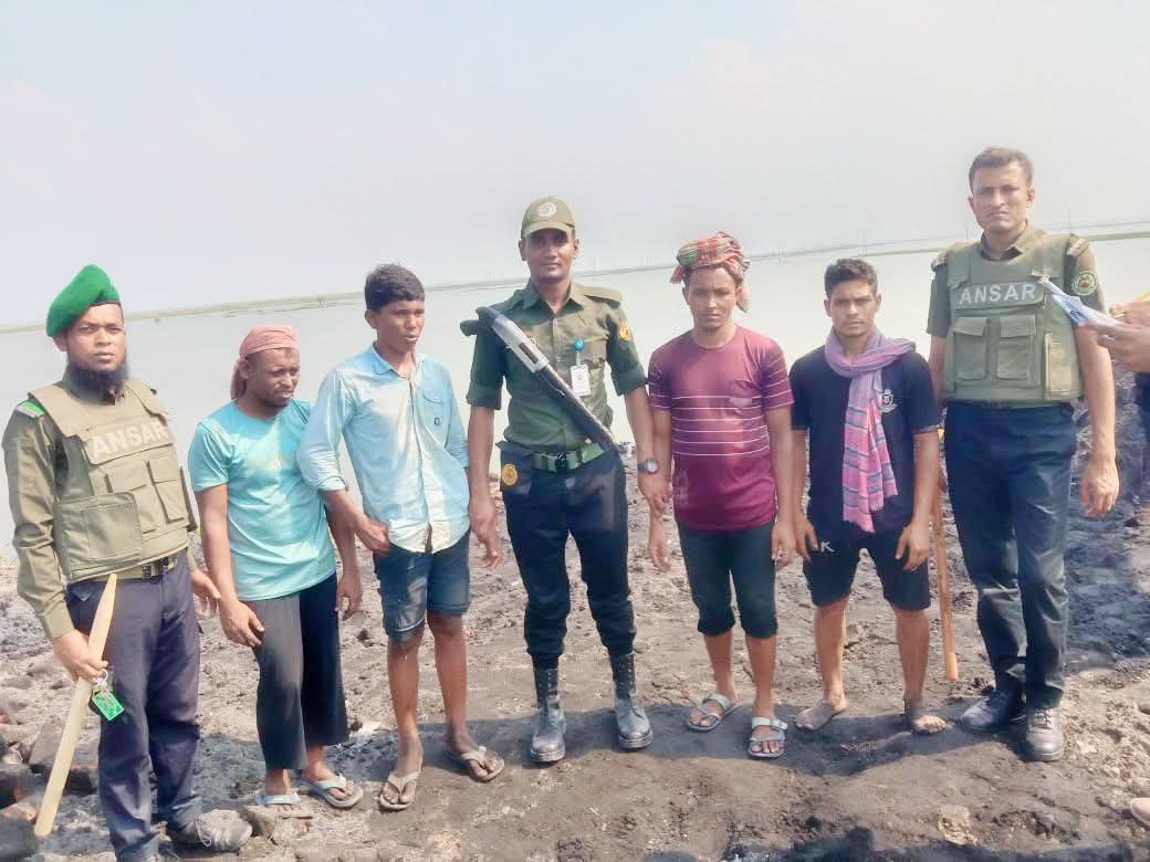 সরাইলে অবৈধভাবে মাটি কাটায় লাখ টাকা জরিমানা