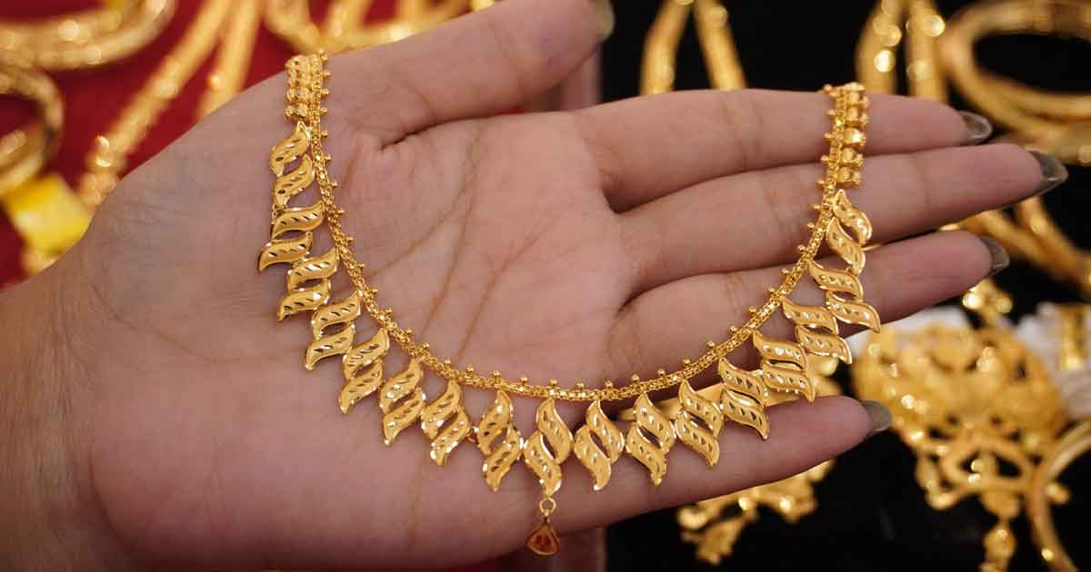 সব রেকর্ড তছনছ, স্বর্ণের নতুন দাম কার্যকর আজ