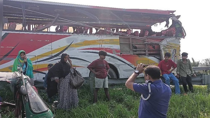 টাঙ্গাইলে সড়ক দুর্ঘটনায় নারীসহ নিহত ৩