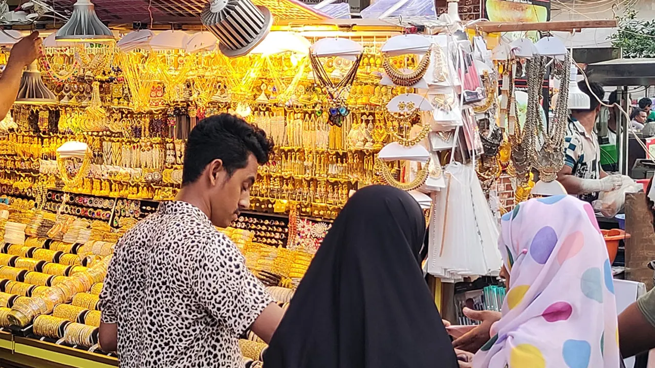 স্বর্ণ ও রুপা আজ কত দামে বিক্রি হচ্ছে, জেনে নিন