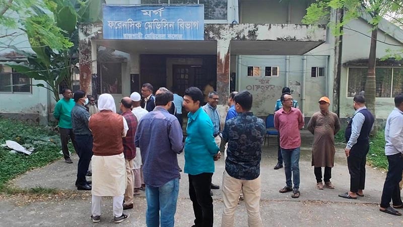 ছেলে হত্যার ঘটনায় মামলা করলেন বিচারক বাবা