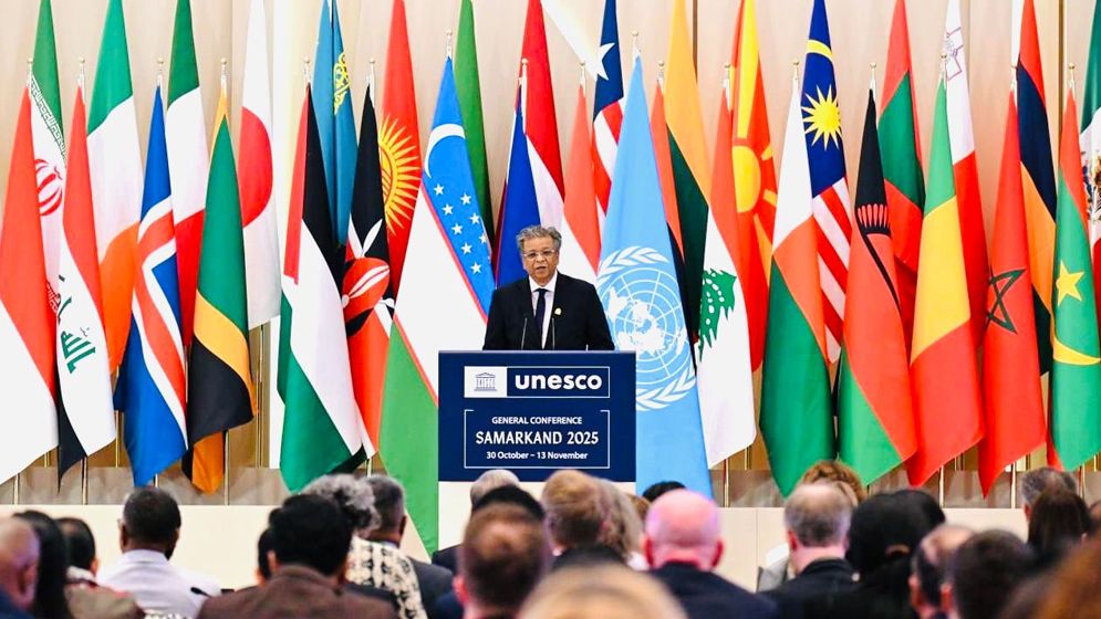 মালয়েশিয়ায় ই-কমার্স প্রতারণা: বাংলাদেশিসহ চক্রের ৭৯০ জন আটক