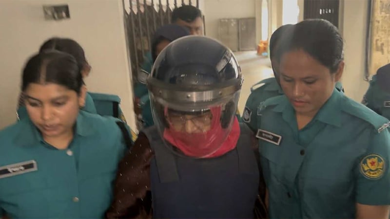 ধানমন্ডিতে মারধরের শিকার সেই সালমা জুলাই মামলায় কারাগারে