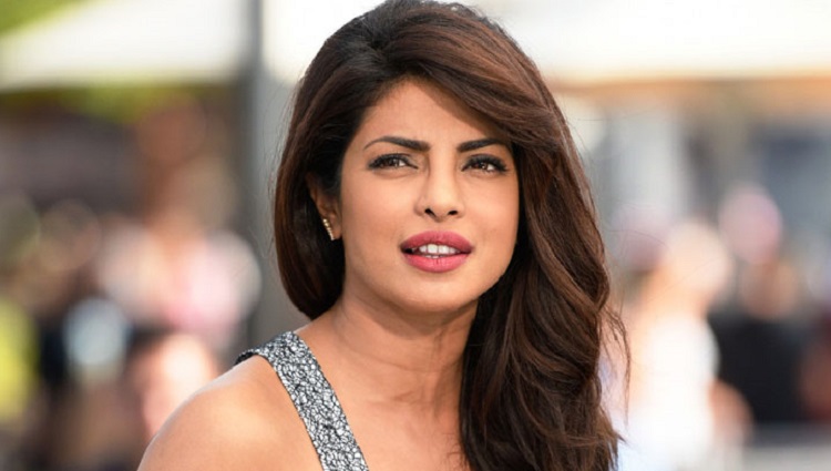 চমক নিয়ে আসছেন প্রিয়াঙ্কা