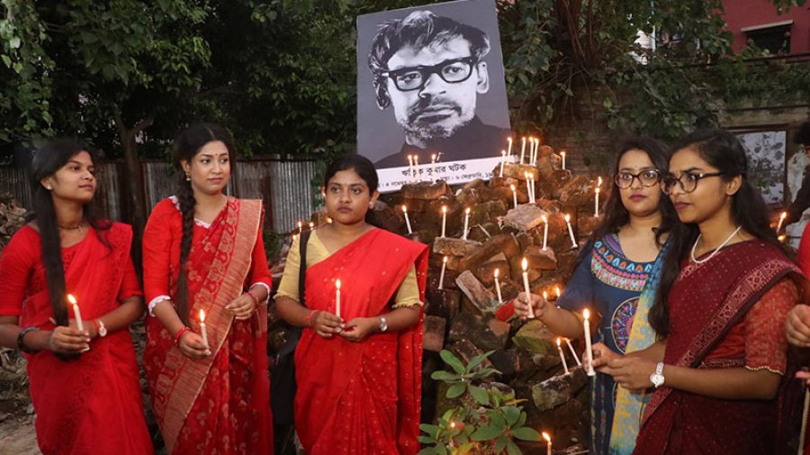 ঋত্বিক ঘটকের ভাঙা বাড়িতে জন্মশতবর্ষ উদযাপন