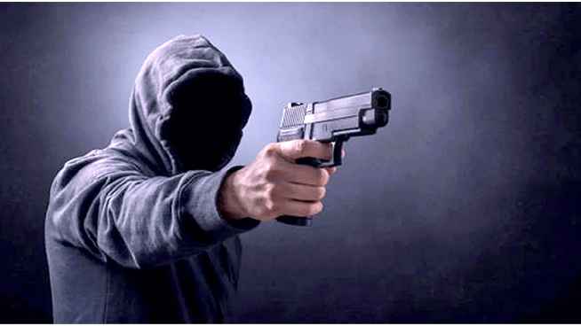 মহাখালীতে সন্ত্রাসীদের গুলিতে একজন আহত