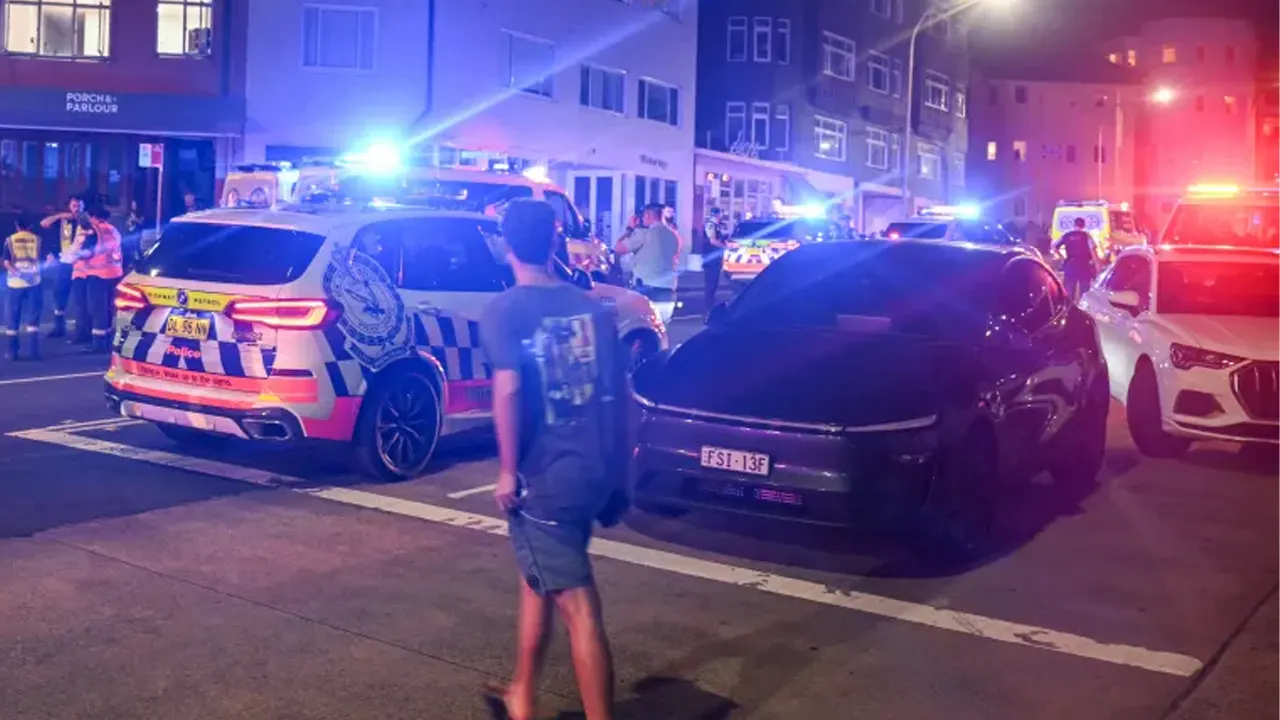 সিডনিতে হামলায় নিহত বেড়ে ১২