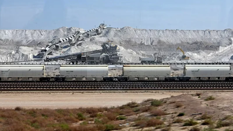 ২৫ লাখ কোটি ডলারের খনিজ সম্পদ মজুত রয়েছে সৌদি আরবে