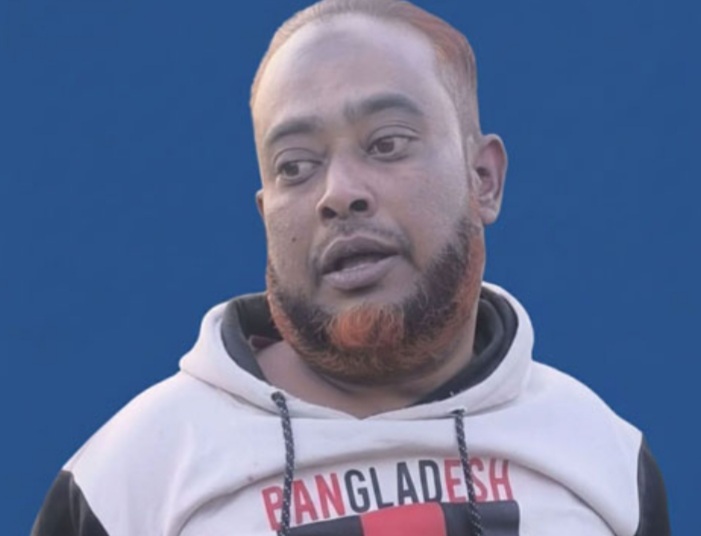 রাবির এক কর্মকর্তাকে গ্রেপ্তার