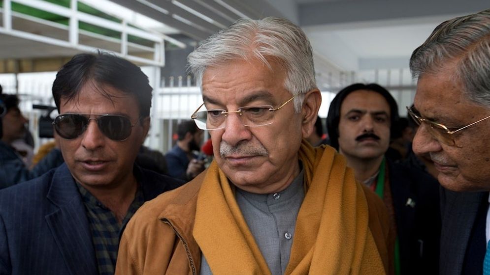 গাজায় অপরাধের জন্য নেতানিয়াহুকে ‘অপহরণের’ আহ্বান পাক প্রতিরক্ষামন্ত্রীর