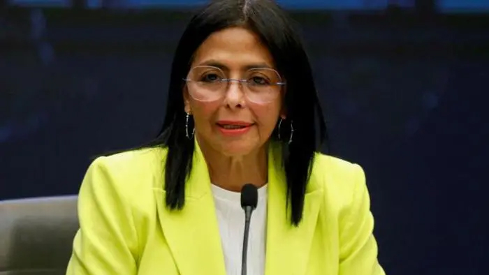 দায়িত্ব নিয়েই সুর নরম করলেন ভেনেজুয়েলা অন্তর্বর্তীকালীন প্রেসিডেন্ট