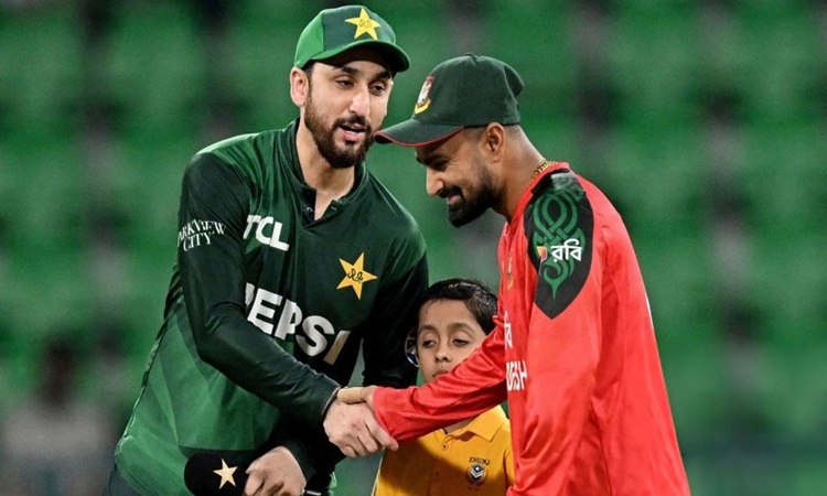 বাংলাদেশের প্রস্তাব না মানলে পাকিস্তান বিশ্বকাপে খেলবে কি না ভাববে