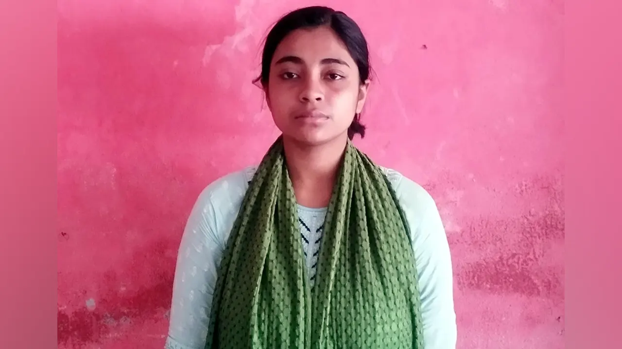 মেডিকেলে চান্স পেয়েও পড়া অনিশ্চিত তিথির