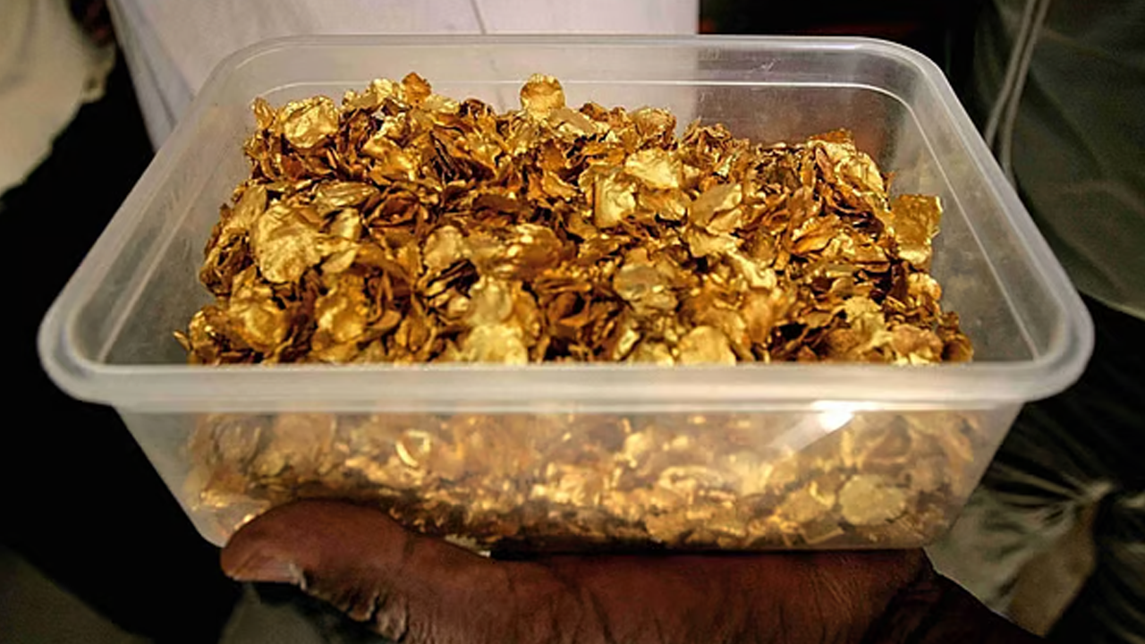 ২ লাখ ২১ হাজার কেজি স্বর্ণ তুলল সৌদি আরব