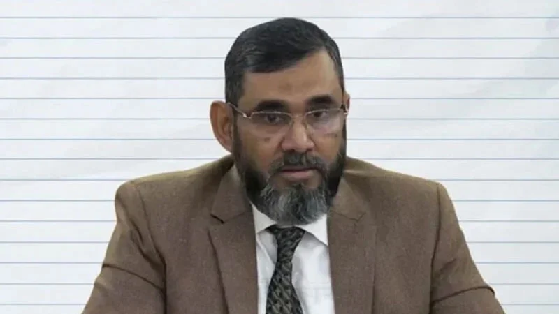 সাড়ে ৪টার পর কেন্দ্রে ভোটার থাকলে তাদেরও ভোট নেওয়া হবে: ইসি সানাউল্লাহ