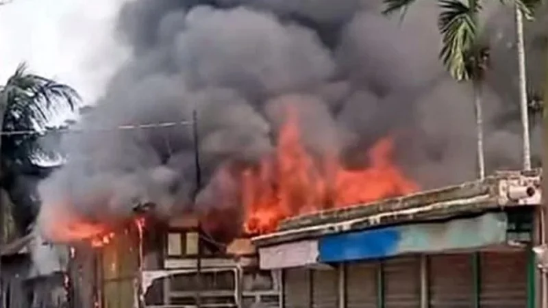 ১৭ মাসে মাজারে ৯৭ হামলা, ৬১% ধর্মীয় মতবিরোধে