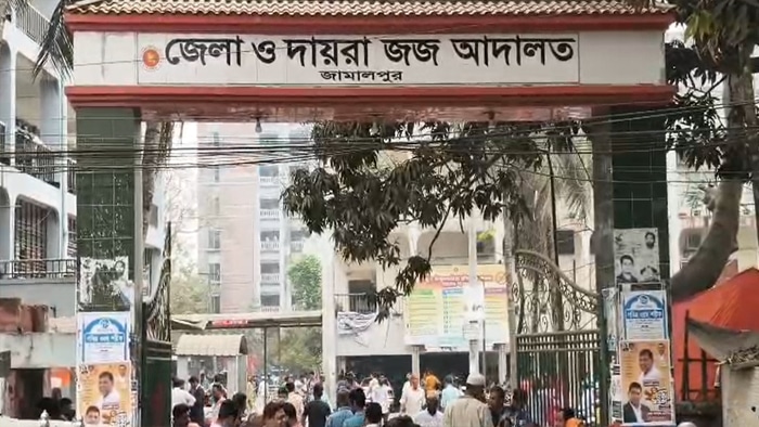 স্বামীকে গাছে বেধে স্ত্রীকে সংঘবদ্ধ ধর্ষণ, ৩ জনের মৃত্যুদণ্ড