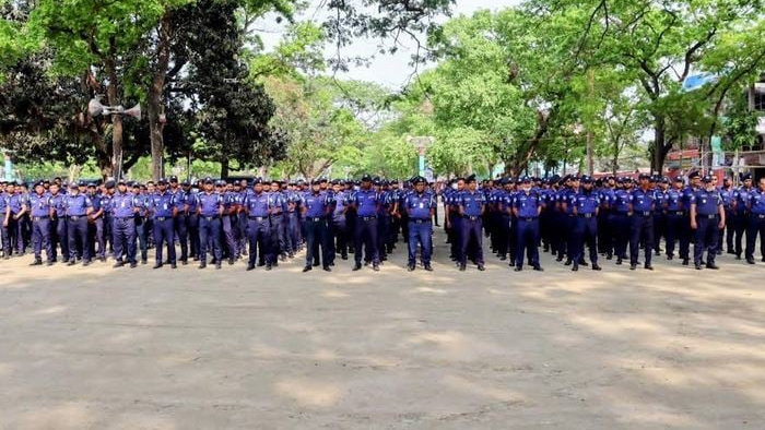 শোলাকিয়া ঈদগাহের নিরাপত্তায় ১১০০ পুলিশ সদস্য