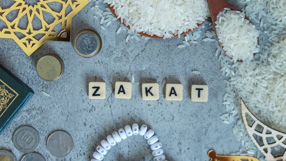 বছরের মাঝে সম্পদ কমে গেলে জাকাত দিতে হবে?