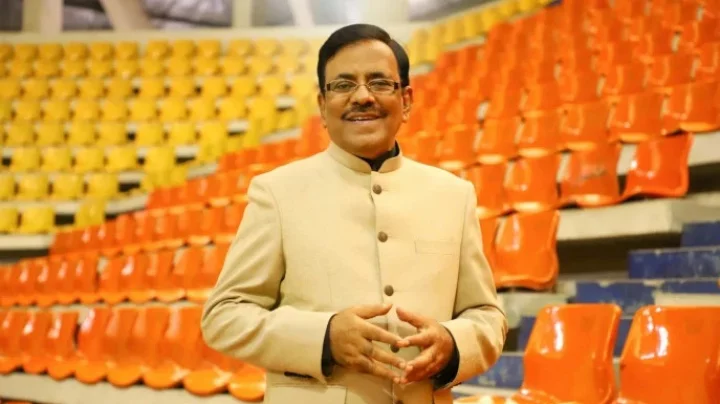 অজানা উৎস থেকে আসা তথ্যে বিভ্রান্ত হবেন না: হানিফ সংকেত