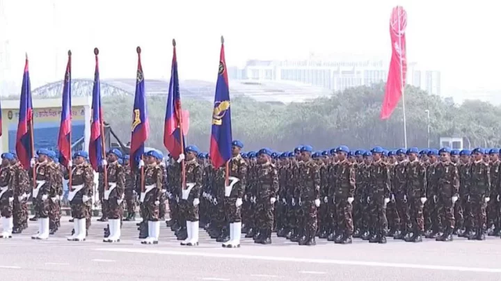 দেড় যুগ পর স্বাধীনতা দিবসের কুচকাওয়াজ, দর্শনার্থীদের ভিড়